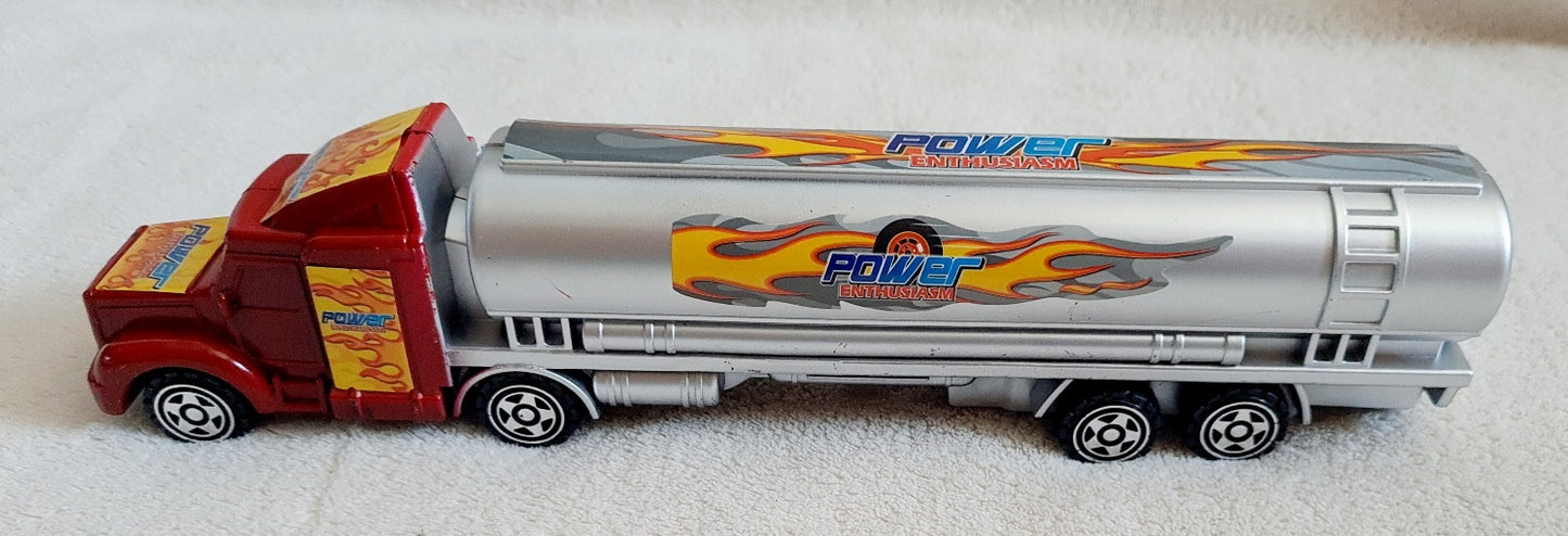 CAMION CITERNE 29 CM (MJ70499) 96/24