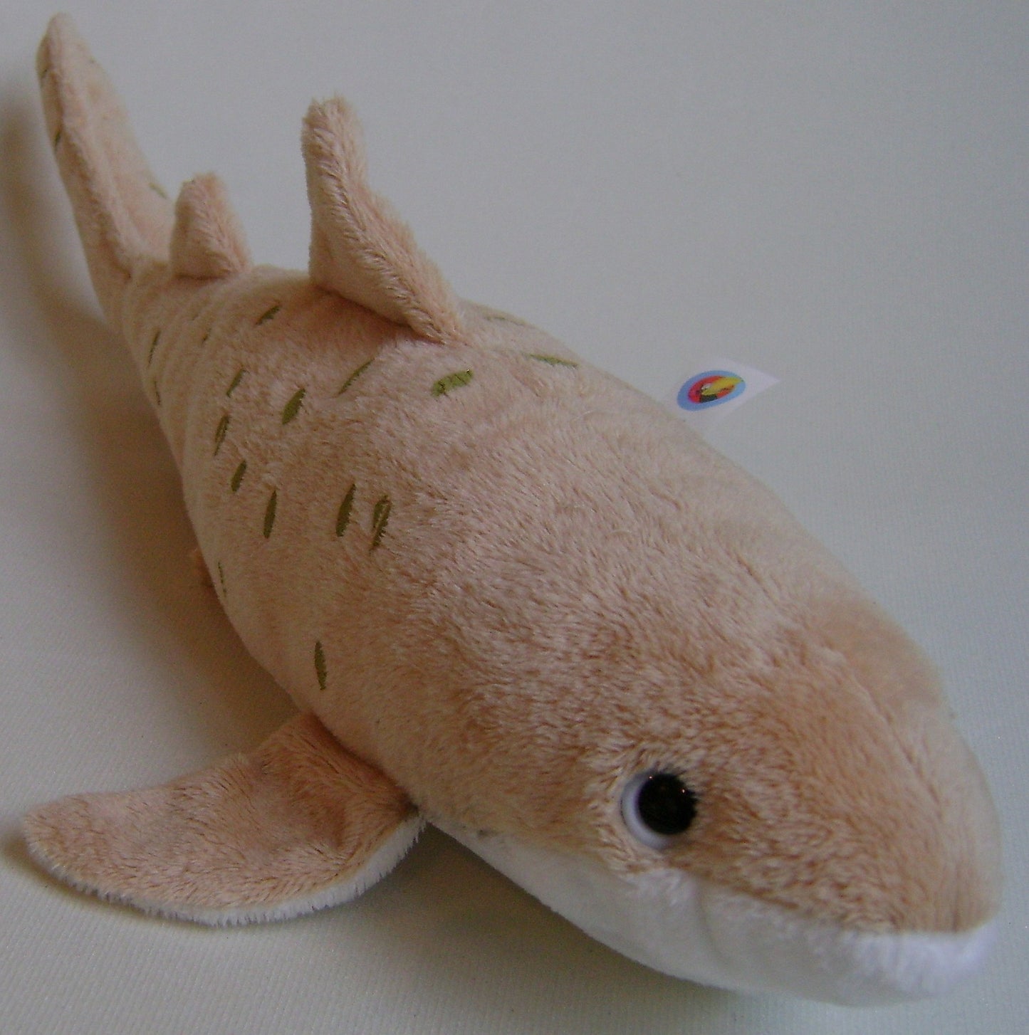 PELUCHE REQUIN TIGRE (IM630)