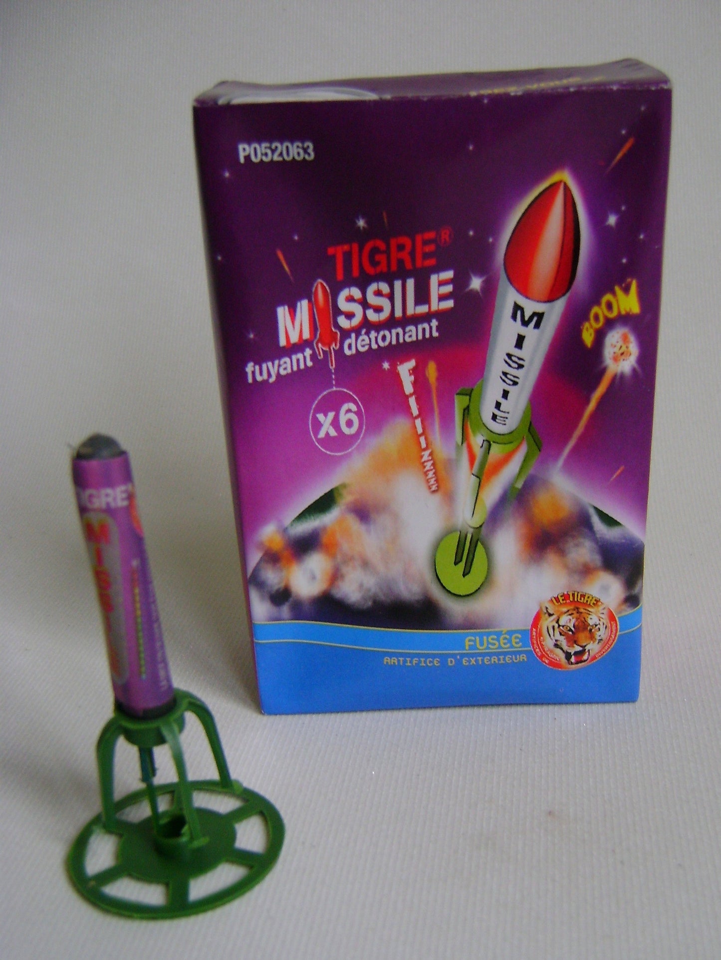 TIGRE MISSILE SUR SOCLE X 6 PCS (PY151090)