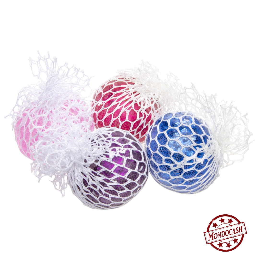 Jeu de balle anti stress dans un filet
En serrant la balle dans la paume, les billes d'eau colorées sortent entre les mailles du filet